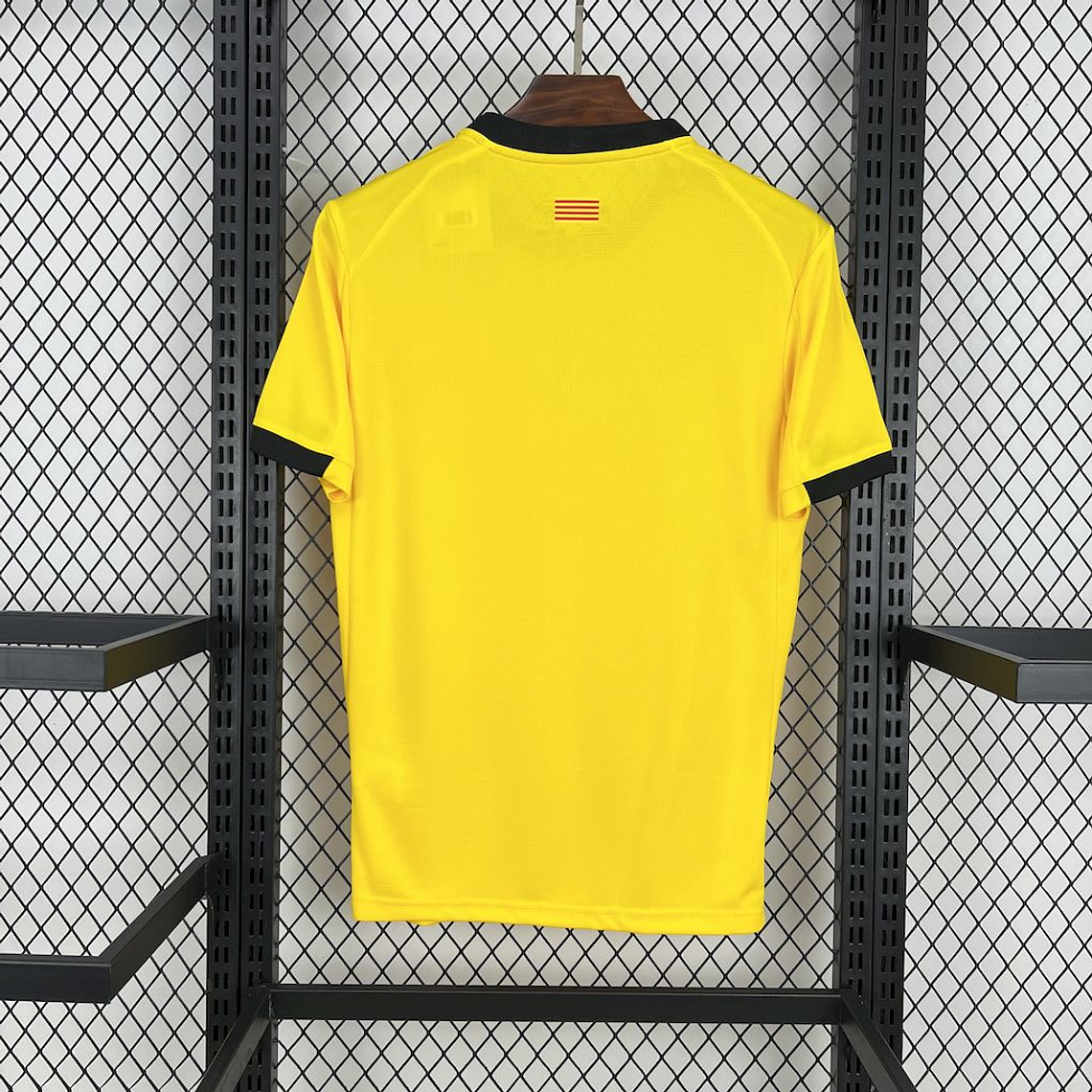 Girona, Sezona 2025/2026, Gostujući Dres