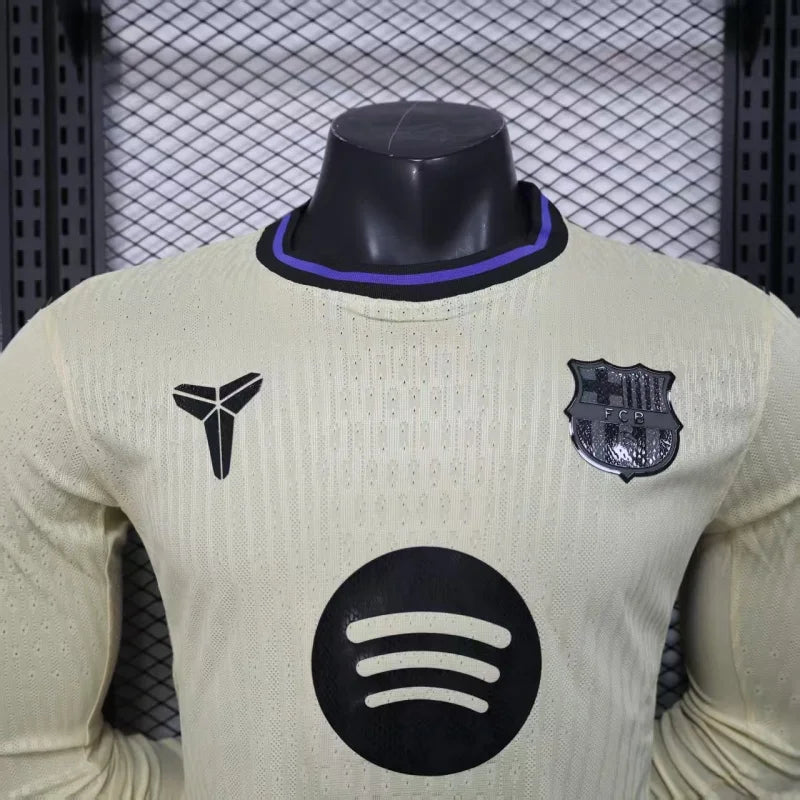 Barcelona, Sezona 2025/2026, Gostujući Dres - Dugi Rukavi