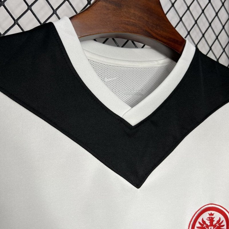 Eintracht Frankfurt, Season 2024/2025, Home Jersey