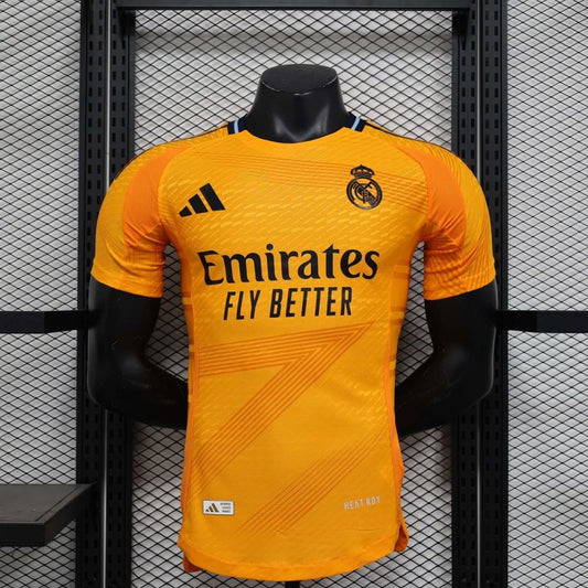 Real Madrid, Sezona 2024/2025, Gostujući Dres