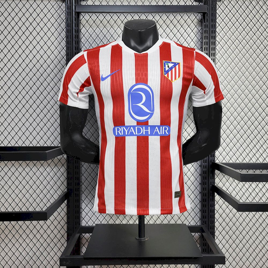 Atletico Madrid, Sezona 2025/2026, Domaći Dres