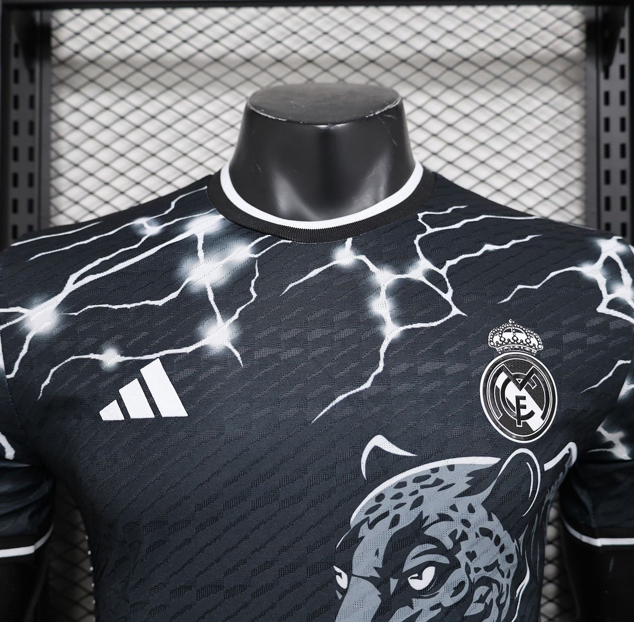 Real Madrid, Season 2024/2025, Special Panther Jersey