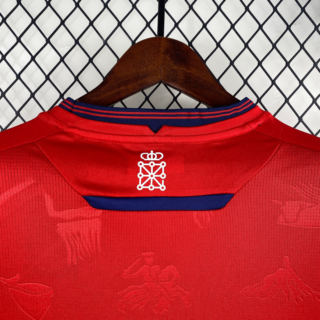 Osasuna, Season 2024/2025, Home Jersey