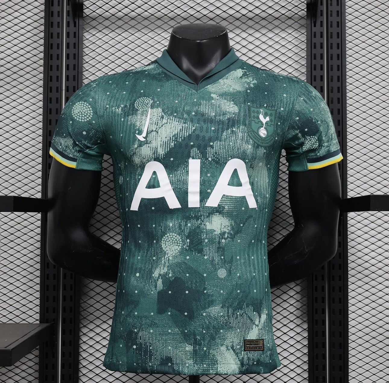 Tottenham, Season 2024/2025, Third Jersey