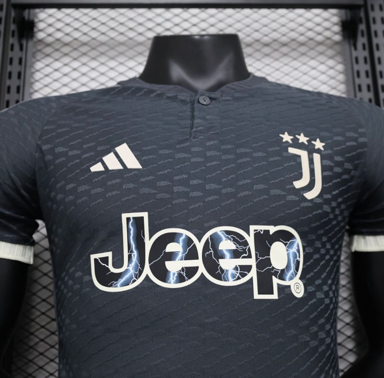 Juventus, Season 2023/2024, Third Jersey