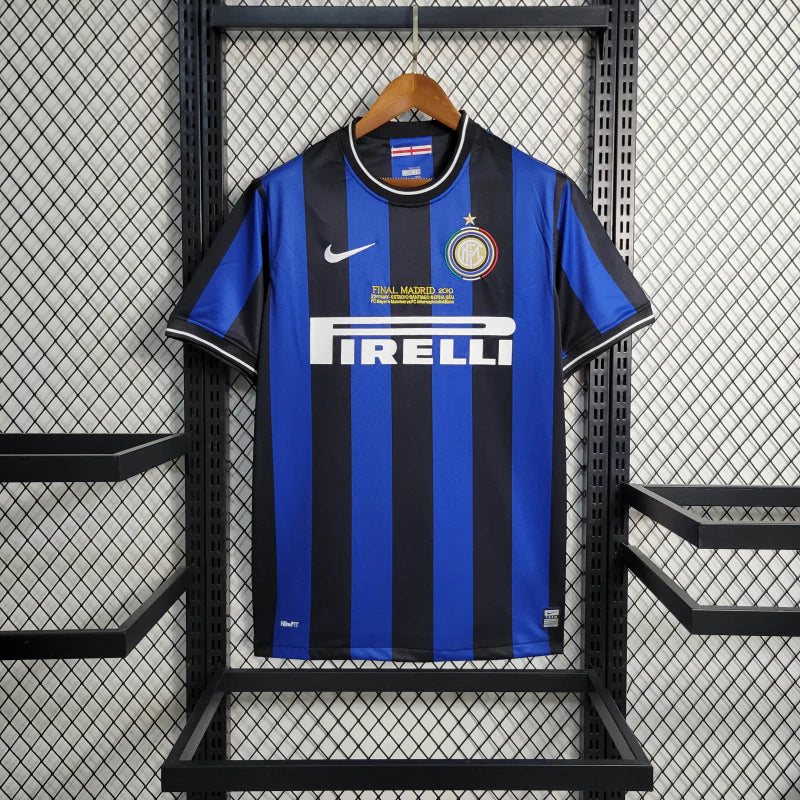 Inter Milan, Sezona 2009/2010, Domaći Retro Dres.