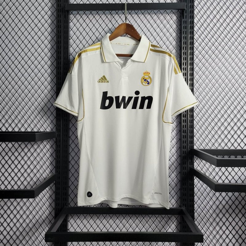 Real Madrid, Sezona 2011/2012, Domaći Retro Dres.