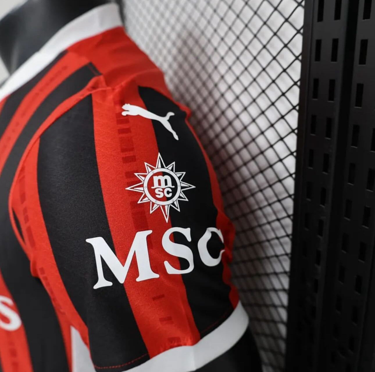 AC Milan, Season 2024/2025, Home Jersey