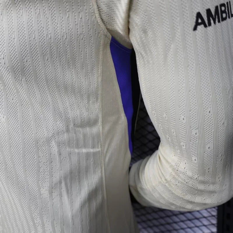 Barcelona, Sezona 2025/2026, Gostujući Dres - Dugi Rukavi