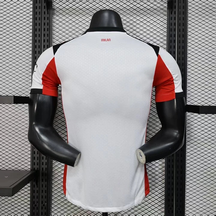 AC Milan, Sezona 2025/2026, Gostujući Dres