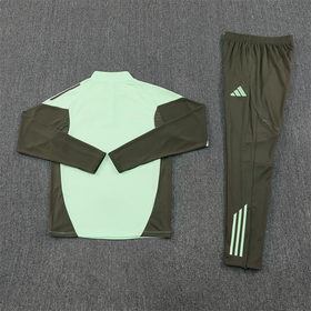Real Madrid Tracksuit 2025/26