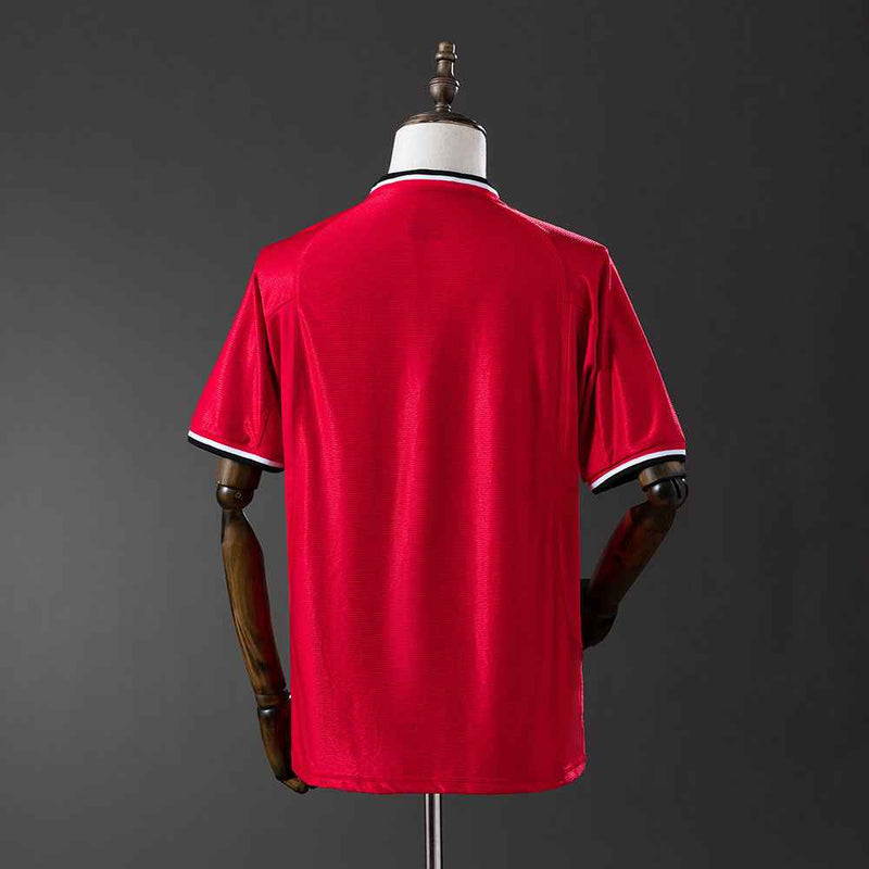 Manchester United Domaći 2000/01