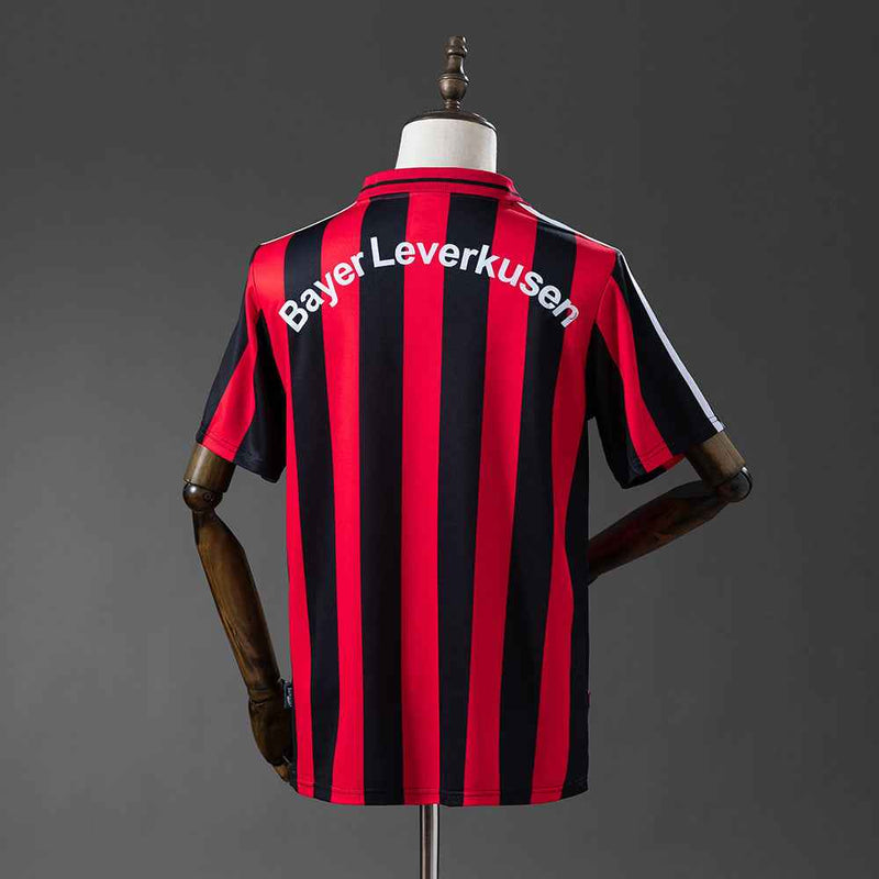Leverkusen 00/01 Domaći