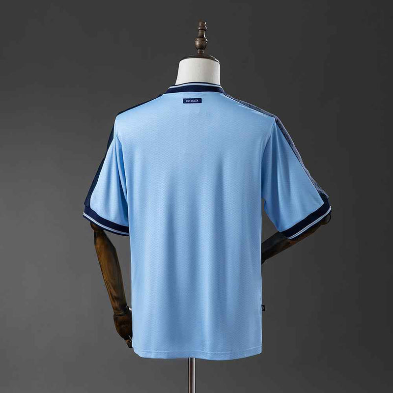Celta De Vigo domaći dres 1999/00