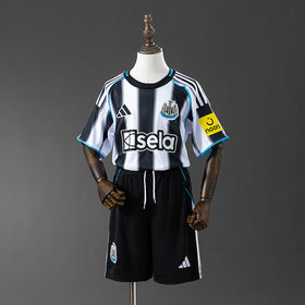 Newcastle United 25/26 Domaća oprema za djecu
