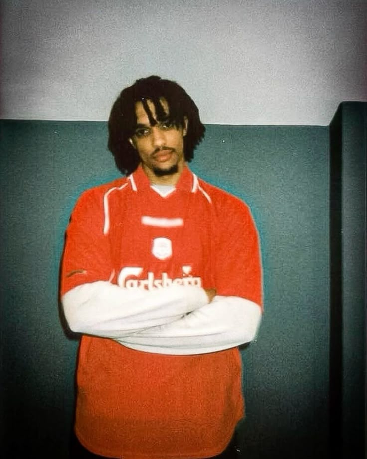 RETRO FOOTBALL KITS