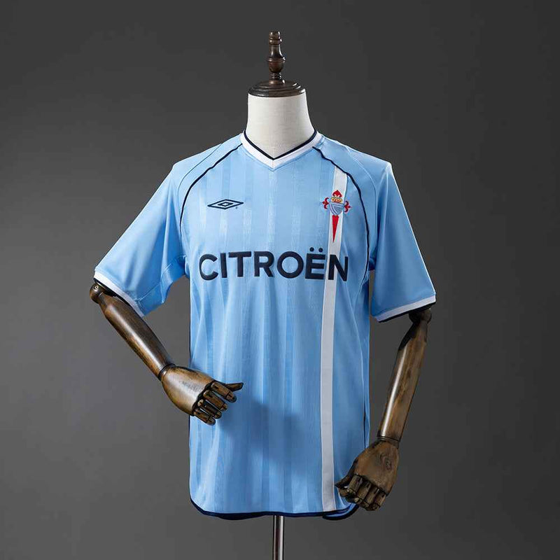 Celta De Vigo domaći dres 2001/02