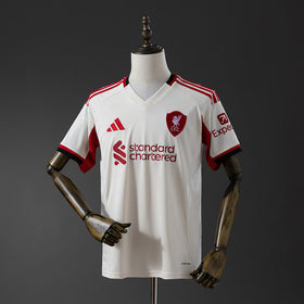 Liverpool gostujući 25/26