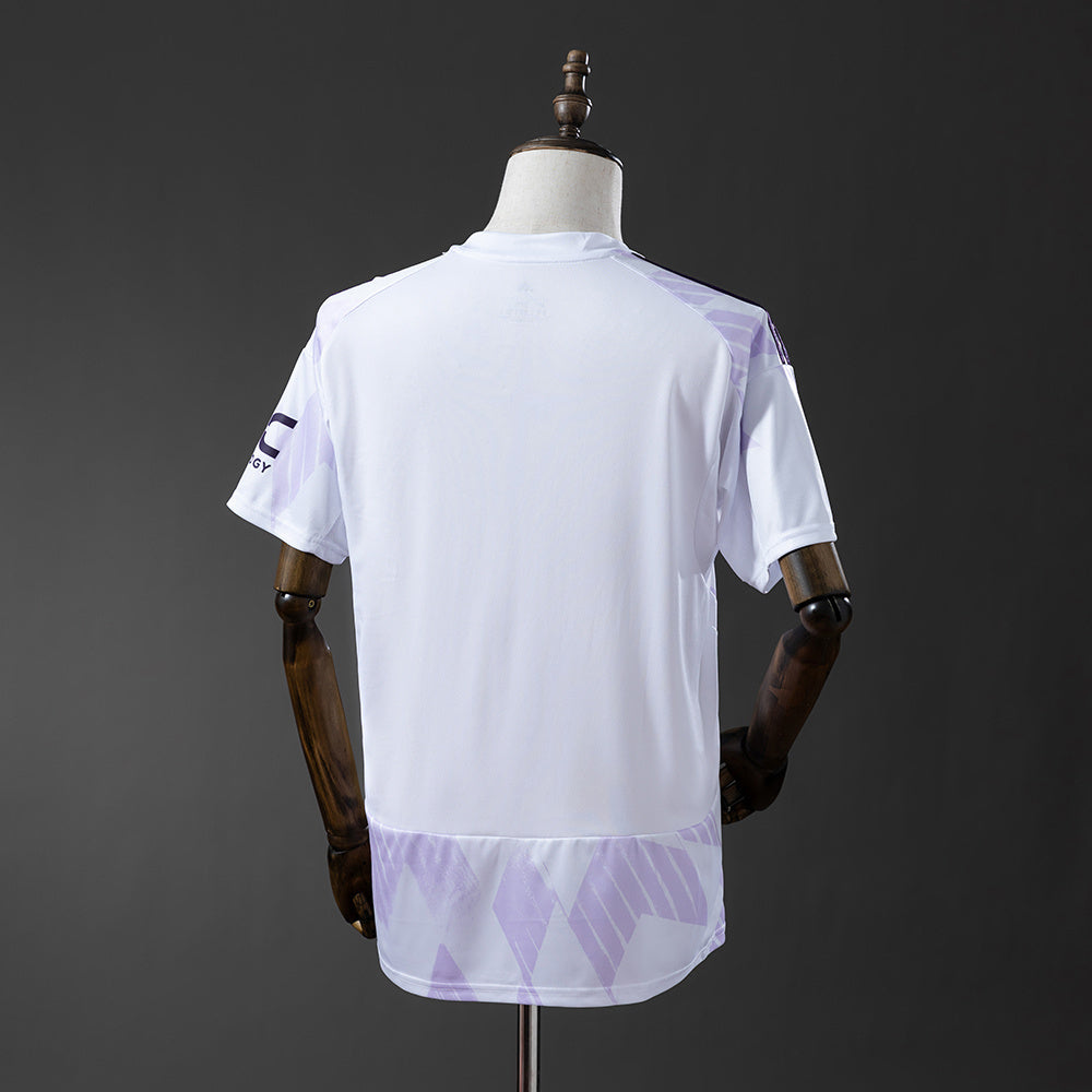 Manchester United gostujući 25/26