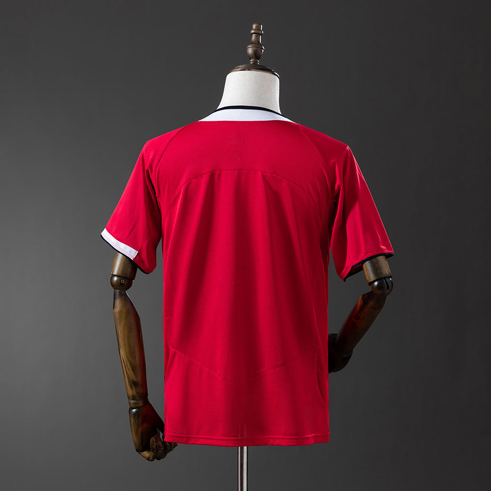 Manchester United Domaći dres 2004/06