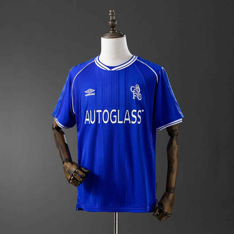 Chelsea domaći dres 1999./01.