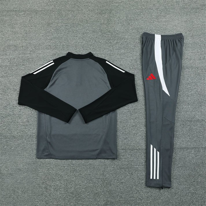 Manchester United Trenerka 2024-25